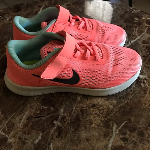 Nike kids sneakers - Picture 1 of 2